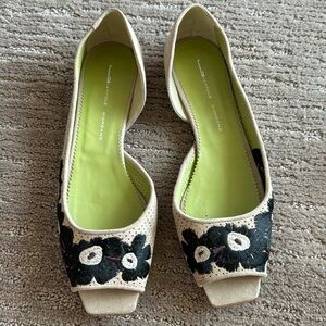 Women's Floral Flats - Cream and Black